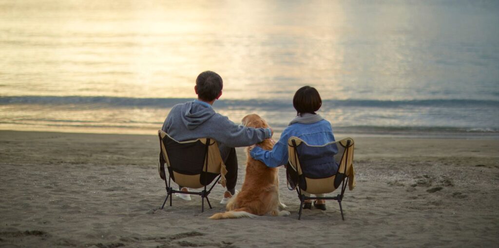 Fall in Southern Delaware: Settling In With Your Four-Legged Friend